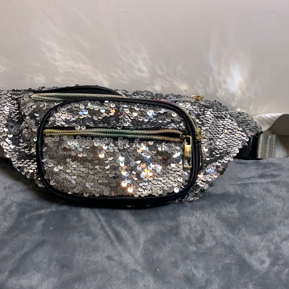 fanny pack